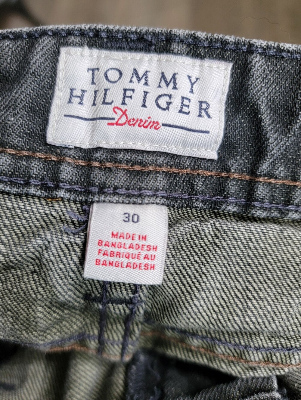Tommy Hilfiger "Christine Flare Fit" Shorts - Picture 5 of 6